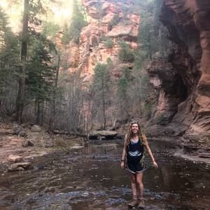 Meet your Posher, Claire